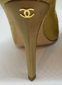 Chanel sequin gold stiletto heel pumps EU 39