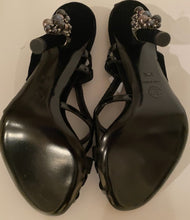 Load image into Gallery viewer, Brand New Chanel 04A 2004 Fall Black Velvet Patent Leather Sandal Heels pearl embellishment EU 38.5