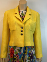Load image into Gallery viewer, Chanel Vintage 97C 1997 Cruise Yellow Jacket FR 44 US 6/8