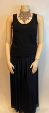 Load image into Gallery viewer, NWT Vintage Chanel 94C 1994 Cruise Dark Navy Blue Skirt FR 40 US 10/12/14