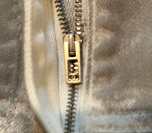 Load image into Gallery viewer, Chanel 14A Paris Dallas Light Gray Jeans FR 38