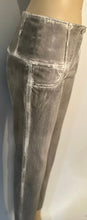 Load image into Gallery viewer, Chanel 14A Paris Dallas Light Gray Jeans FR 38