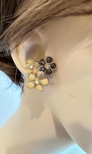 Chanel 10P 2010 Spring Camellia Flower Cluster Pierced Earrings