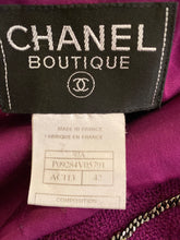 Load image into Gallery viewer, 97A 1997 Fall Chanel Vintage Merlot jacket blazer FR 42 US 4/6, Looks perfect, but it&#39;s not