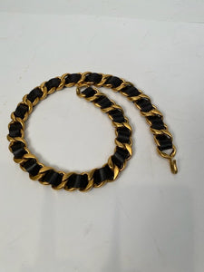 95A Chanel Vintage Rare black leather gold metal chain belt necklace Accessory Small Sz 2
