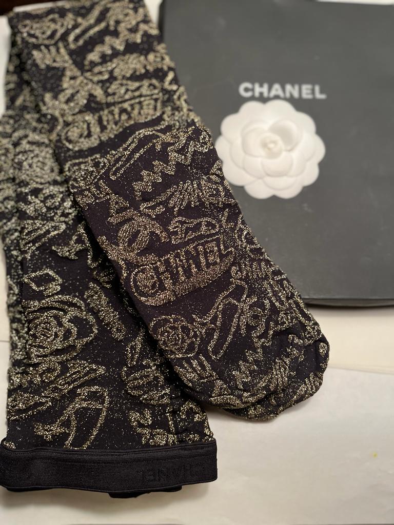 Chanel 19A 2019 Paris New-York Black Gold Hosiery Stockings Tights Sz –  HelensChanel