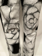 Load image into Gallery viewer, NWT Chanel 2016 Fall Ready to Wear Runway Black White Camellia Painted Jeans FR 38 US 4