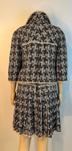 Load image into Gallery viewer, Chanel 05A 2005 Fall Dark Navy Blue and White Skirt Suit Set US 6/8