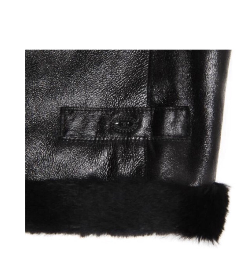 Leather short vest Chanel Black size 42 FR in Leather - 27283061