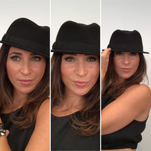 Load image into Gallery viewer, Chanel Fur Felt Fedora grosgrain ribbon CC Crystal Logo Black Hat Sz 57