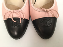 Load image into Gallery viewer, Vintage Chanel 04C 2004 Cruise Resort Ballet Ballerina Mule Kitten Heel Slides EU 37 US 6/6.5