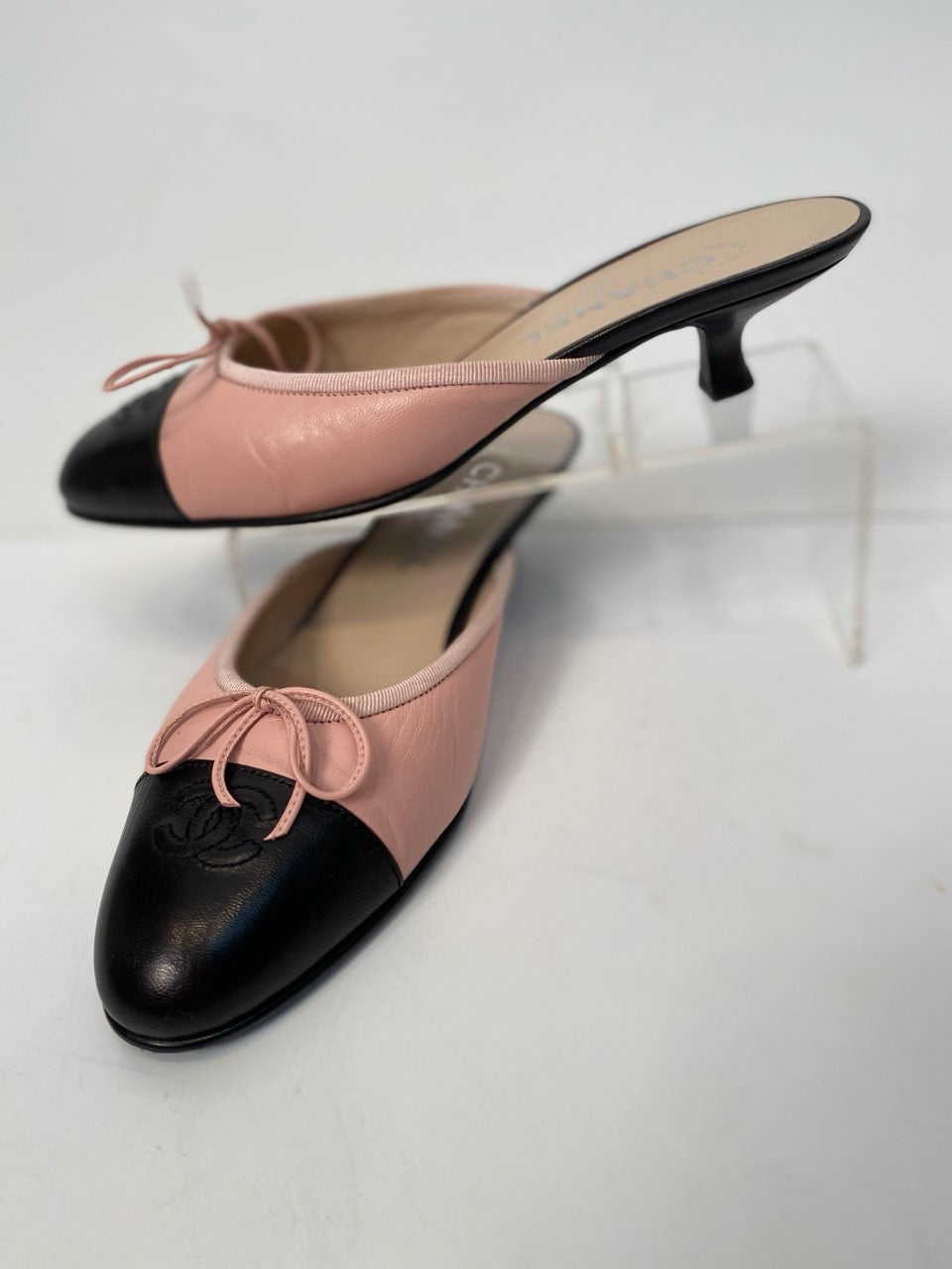 Cambon leather ballet flats Chanel Black size 39 EU in Leather - 38956176