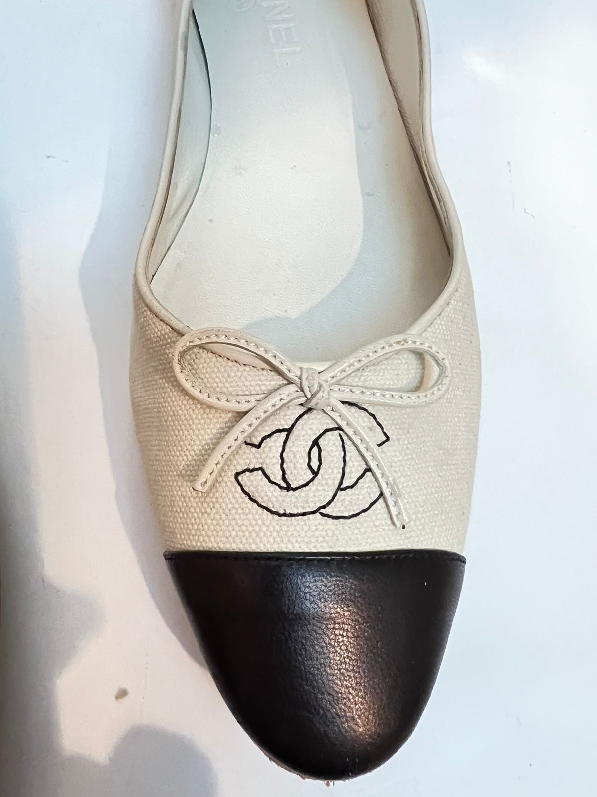 Chanel Ballerina Flats Ivory and Black Canvas CC Shoes EU 39.5 US 8.5
