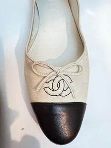 Chanel Ballerina Flats Ivory and Black Canvas CC Shoes EU 39.5 US 8.5 –  HelensChanel