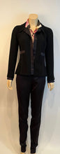Load image into Gallery viewer, Vintage Chanel 02A 2002 Fall Black Jacket FR 38 US 4