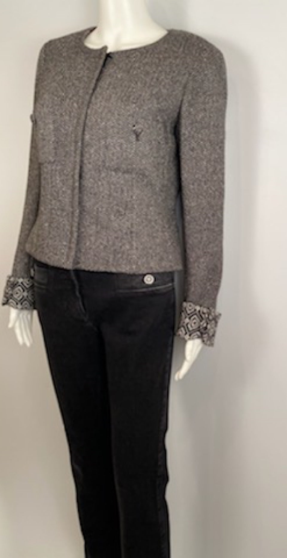 HelensChanel Chanel 08A 2008 Fall Collarless Herringbone Jacket with Removable Cuffs FR 40 US 4