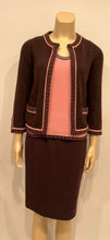 Load image into Gallery viewer, Classic Chanel Vintage 98A 1998 Fall Brown Skirt Suit FR 36 US 4
