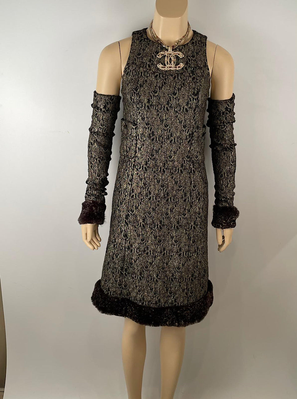 HelensChanel Nwt Chanel 19A 2019 Fall Paris Egypt Runway Black Gold Leather Trim Dress FR 34 US 4