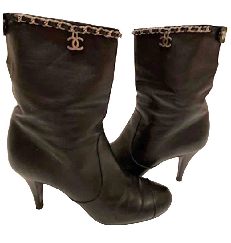 Chanel Boots in size EU 41 - Lou's Closet