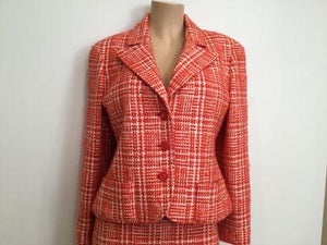 97P, 1997 Spring Vintage Chanel Boutique Orange Plaid Wool Tweed Jacket Blazer Skirt Suit Set US 8/10