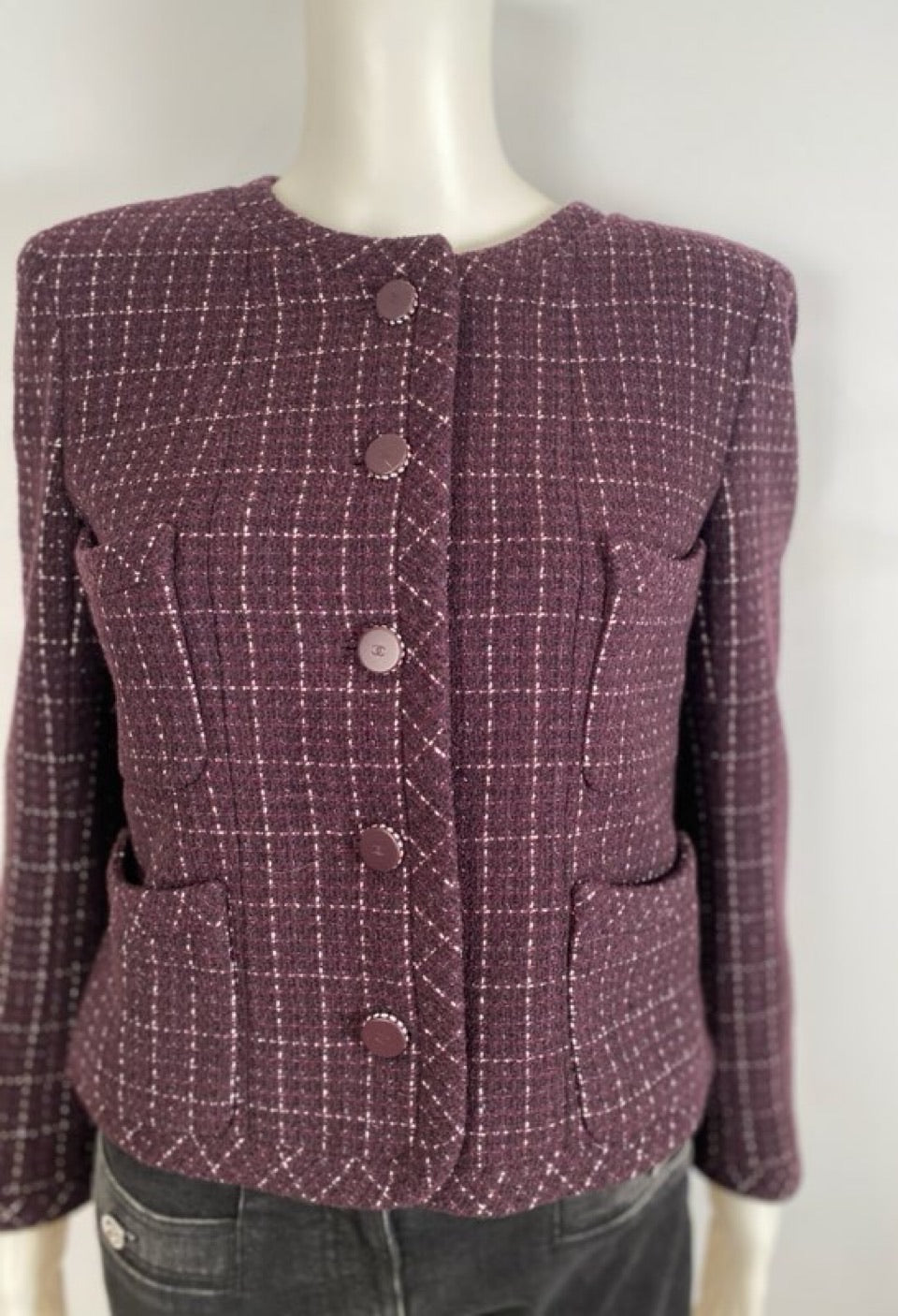 Shop CHANEL 2023 SS Tweed Jackets (P74428 V65954 NM468) by Ema.Paris07