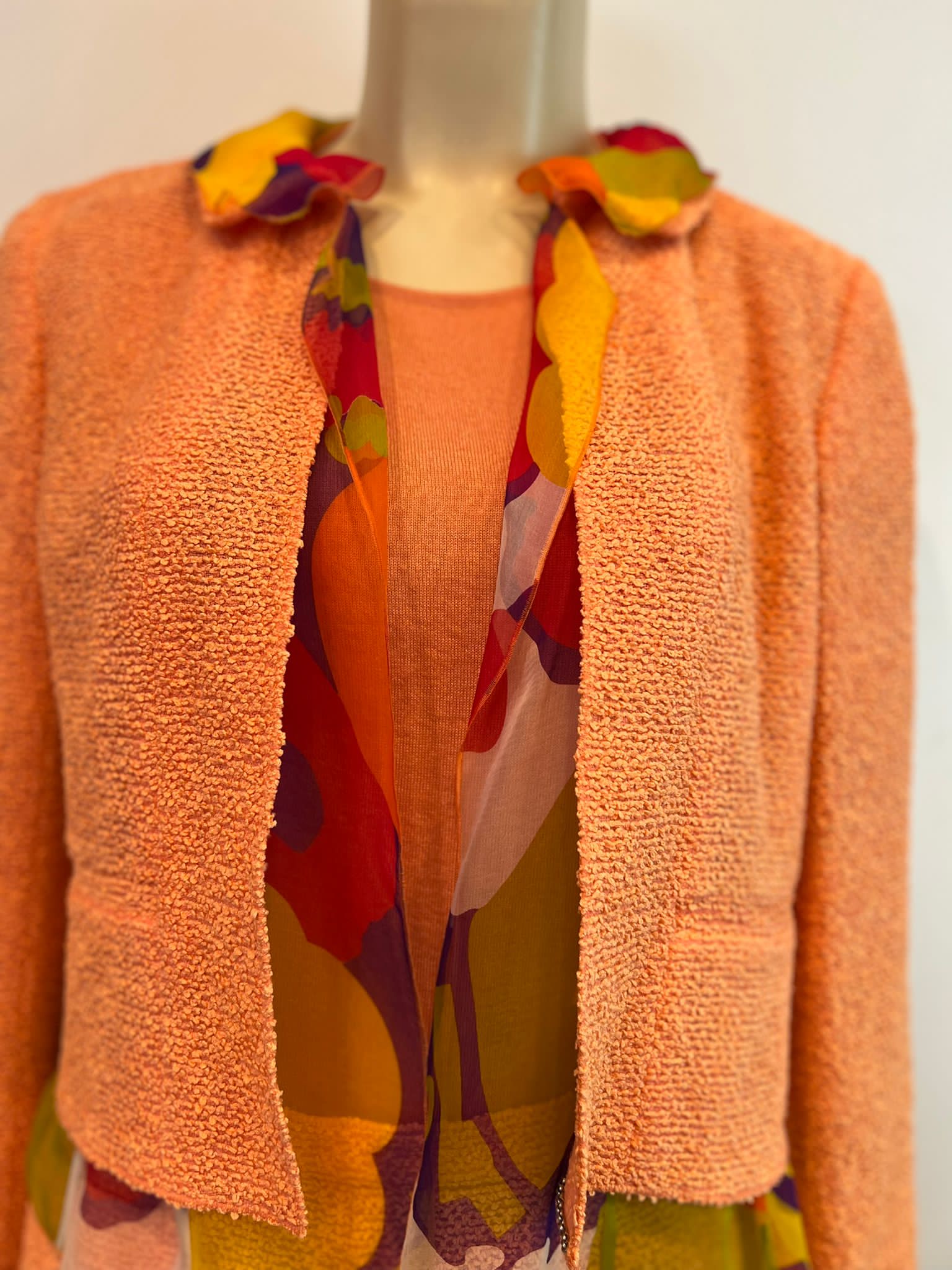 Chanel 00T 2000 Orange Multicolor Skirt Suit FR 40 US 6/8 – HelensChanel