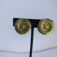 Load image into Gallery viewer, 1980’s Rare! Chanel Vintage Round Anchor Gold Metal CC Logo Clip On Earrings