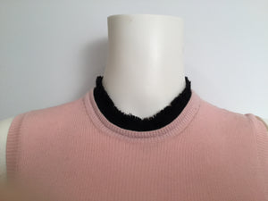 New with Tags Chanel 09A 2009 Fall pink knit pullover sleeveless cashmere sweater FR 40 US 4