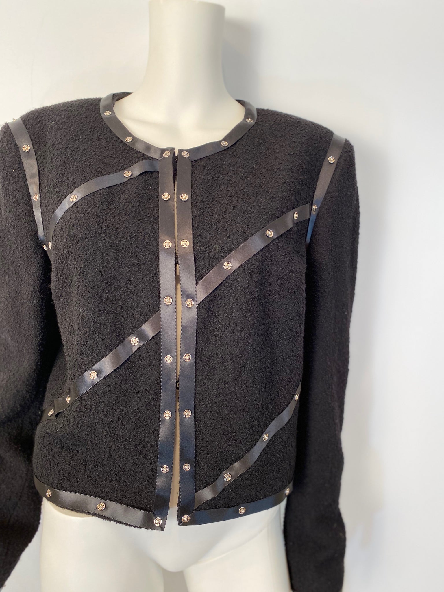 Tweed Fringed Cropped Jacket --Layers – ARCANA ARCHIVE