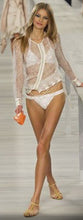 Load image into Gallery viewer, Chanel 04C 2004 Cruise Resort Vintage Tan Beige Trellis Leather Strap Trellis Caged Leather Strap Sandal Heels EU 38.5 US 7.5/8