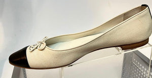 Chanel Ballerina Flats Ivory and Black Canvas CC Shoes EU 39.5 US 8.5 –  HelensChanel