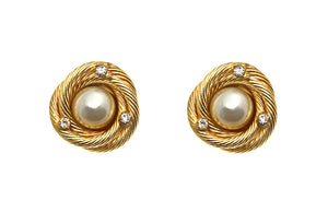 1980 Rare Chanel Vintage Pearl Gold Metal Crystal Clip On Earrings