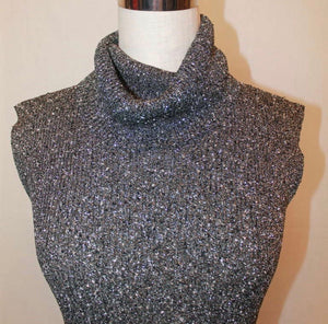 Chanel 05A 2005 Fall Gray Metallic Knit Sleeveless Turtleneck Sweater Top FR 38