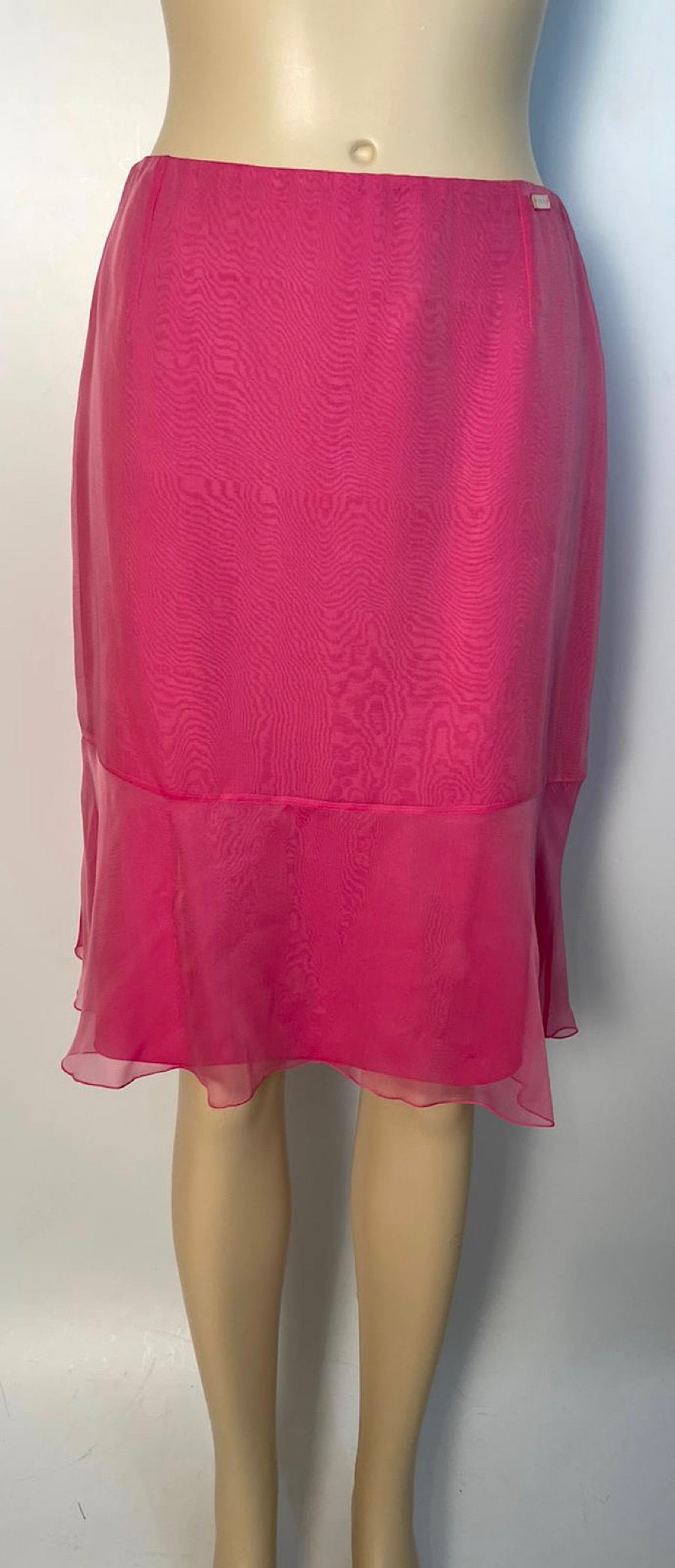 Chanel Vintage 01C, 2001 Cruise Resort Silk Pink Skirt FR 38 US 4