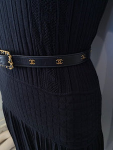 96C Chanel Vintage Rare Black Leather CC Logos Belt Sz 65/26 US 2/4