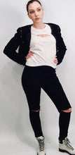 Load image into Gallery viewer, New with Tags Chanel 2007 Spring, 07P White medallion Charm tee Cotton T-shirt FR 40 US 6