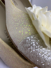 Load image into Gallery viewer, Chanel camellia ballet ballerina flats EU 38.5C