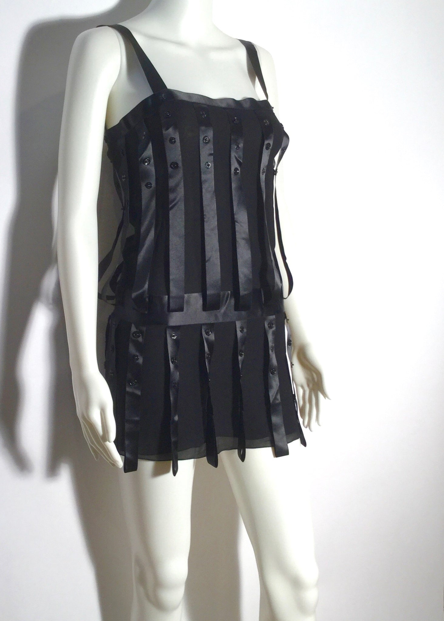 HelensChanel Vintage Chanel 03A, 2003 Fall Snap Collection Black Mini Dress Top Tunic FR 38 US 2/4