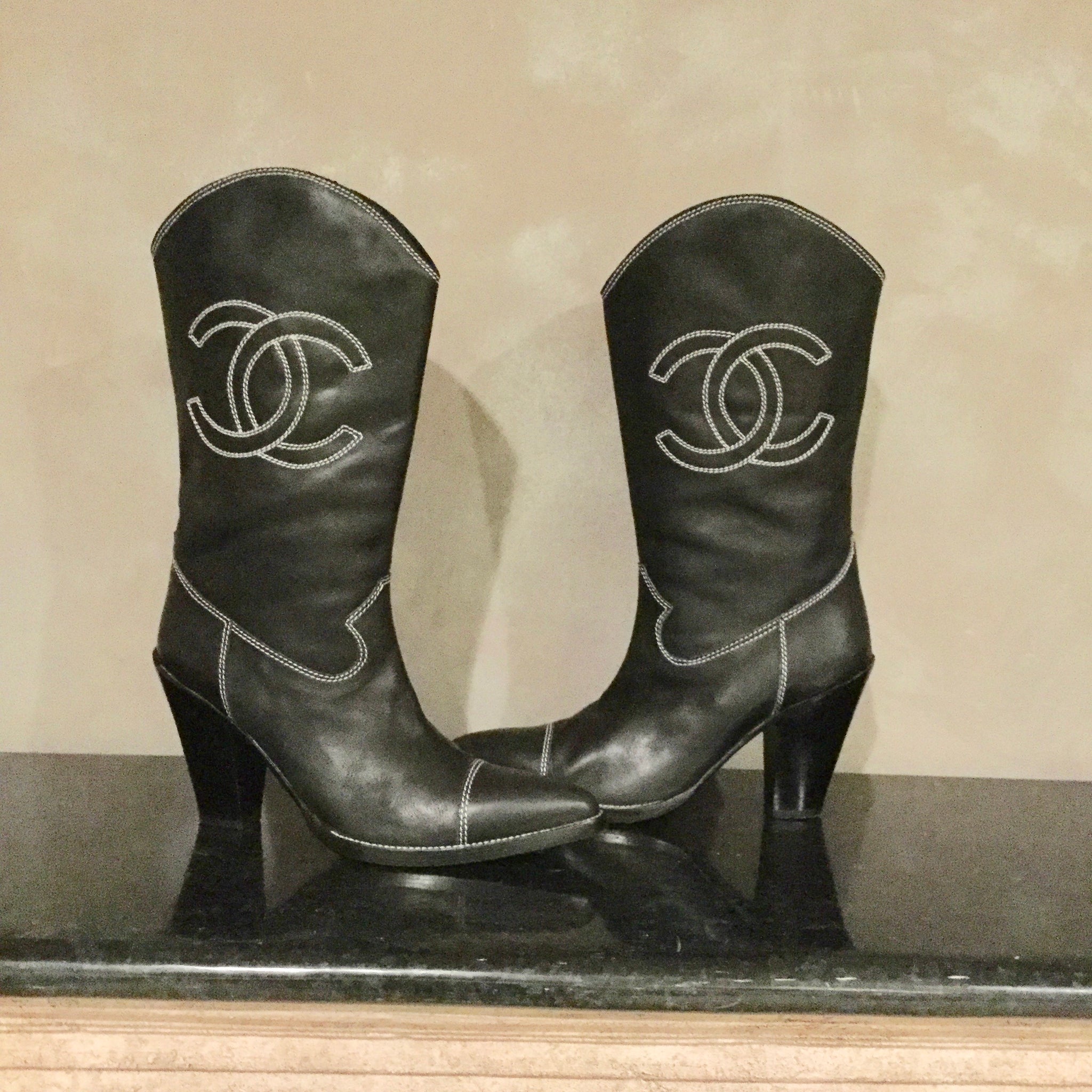 Chanel Ankle Boots 2023 Cruise, Silver, 34