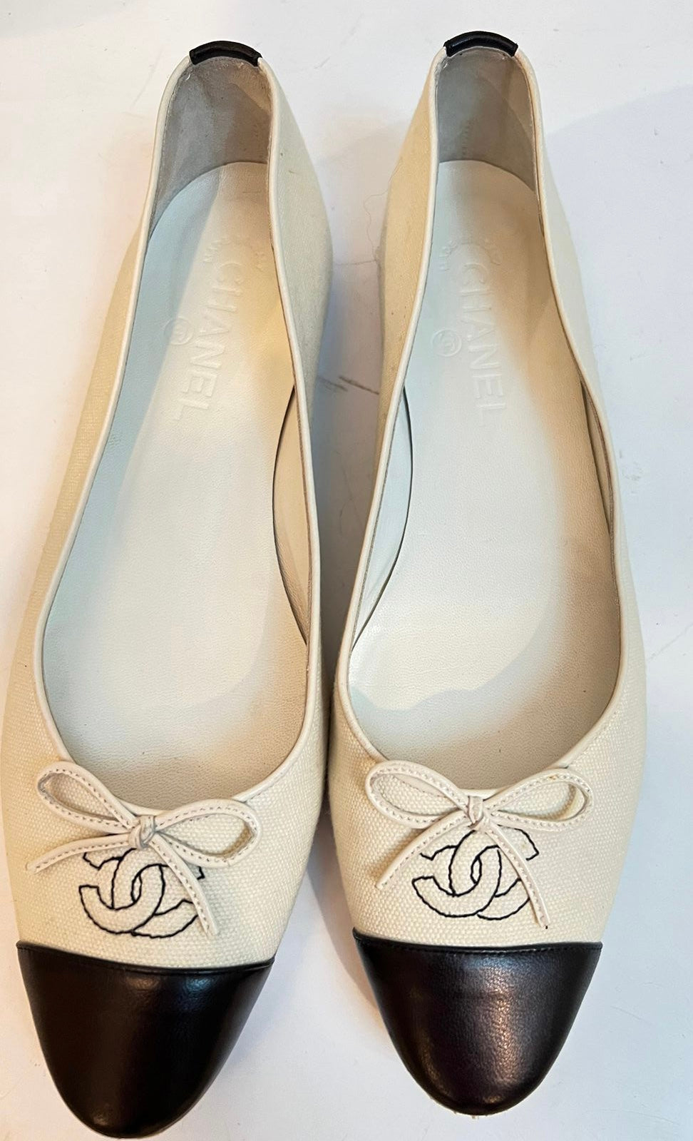 Chanel Ballerina Flats Ivory and Black Canvas CC Shoes EU 39.5 US