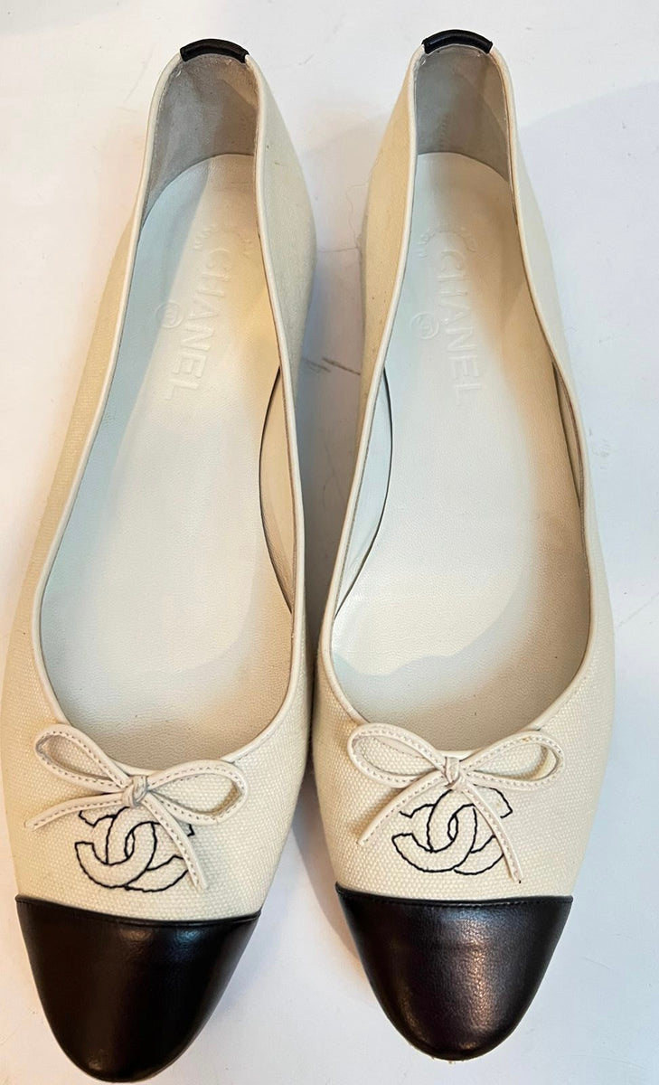 Chanel Black and Silver Ballerina Flats - Size 39,5 ○ Labellov