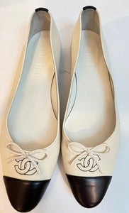 Chanel Sz 7.5 Tweed Crystal CC Ballerina Flats