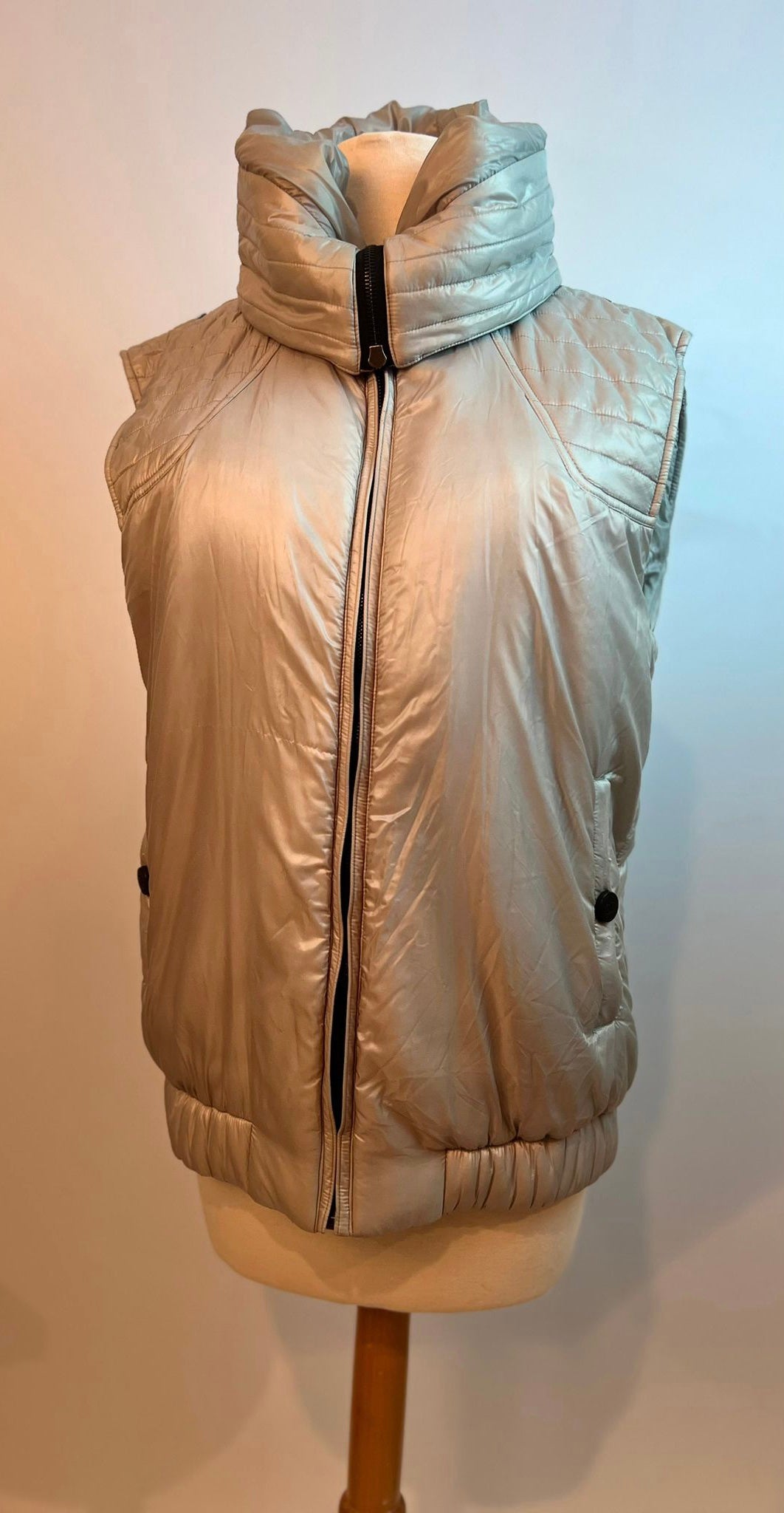 Chanel Silver Grey Zip Up Hooded Puffer Vest FR 42