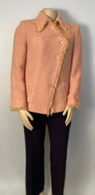 Load image into Gallery viewer, Vintage Chanel 01A, 2001 Fall tweed pink with light yellow Jacket FR 44/46