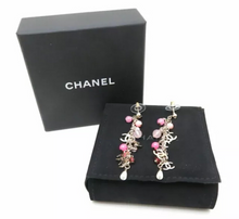 Load image into Gallery viewer, Chanel 19S 2019 long pierced CC pink bead Pearl dangle earrings