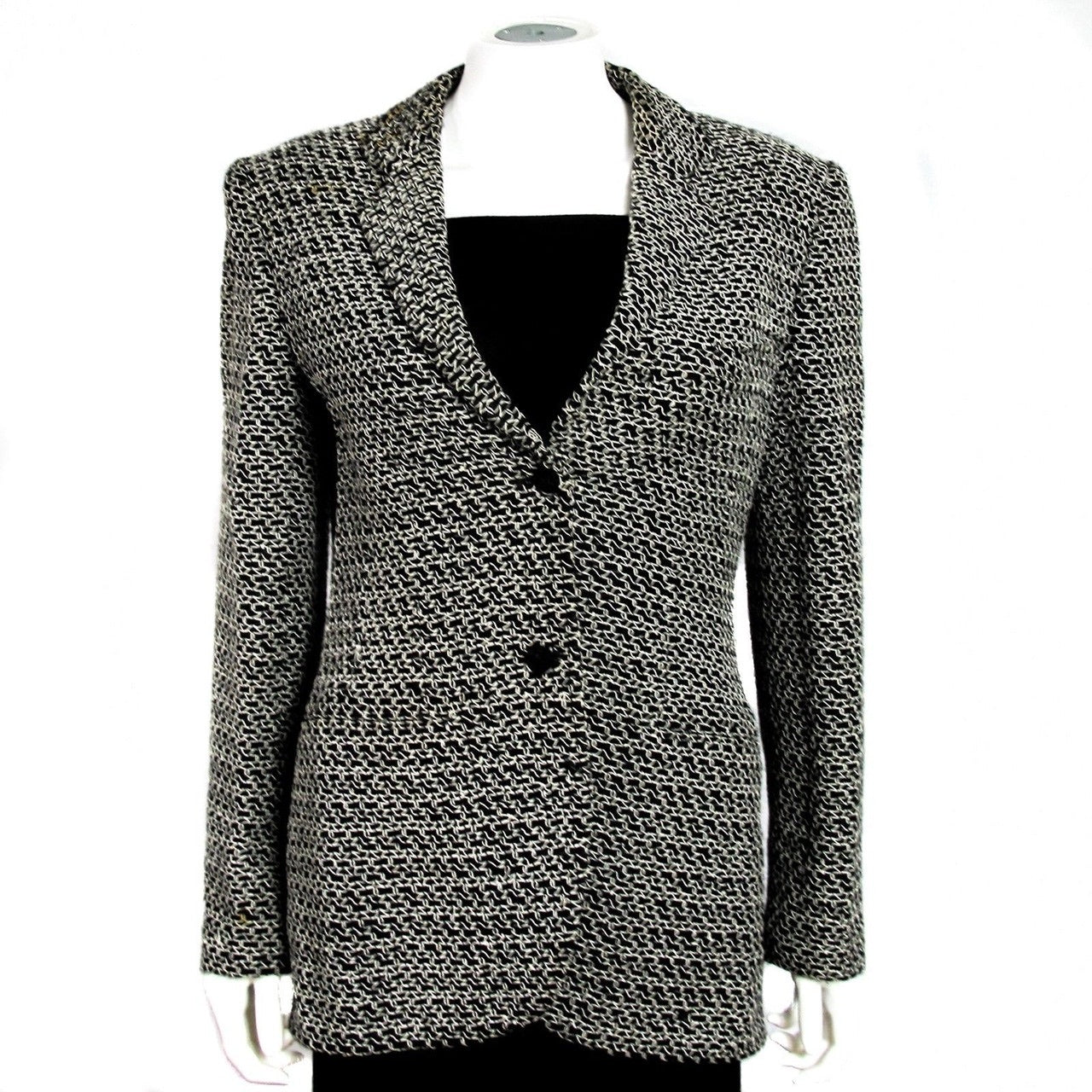 HelensChanel Vintage Nwot Chanel 98P, 1998 Spring Black White Blazer Jacket FR 40 US 4/6