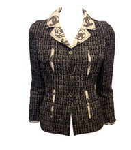 Load image into Gallery viewer, Chanel 2006 Spring, 06P Cotton tweed brown black white Blazer camellia jacket US 10/12