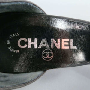 Chanel 2003 Fall 03A snap collection Hook Snaps Black Ankle Strap Pumps EU 40.5 US 9.5/10