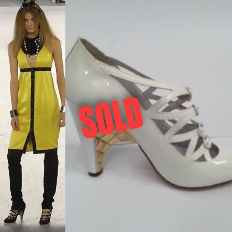 Chanel White Patent Leather Quilted Gold Mary Jane Wedge Strap Heels 07A Novelty Buckled Pumps EU 39 US 8/8.5