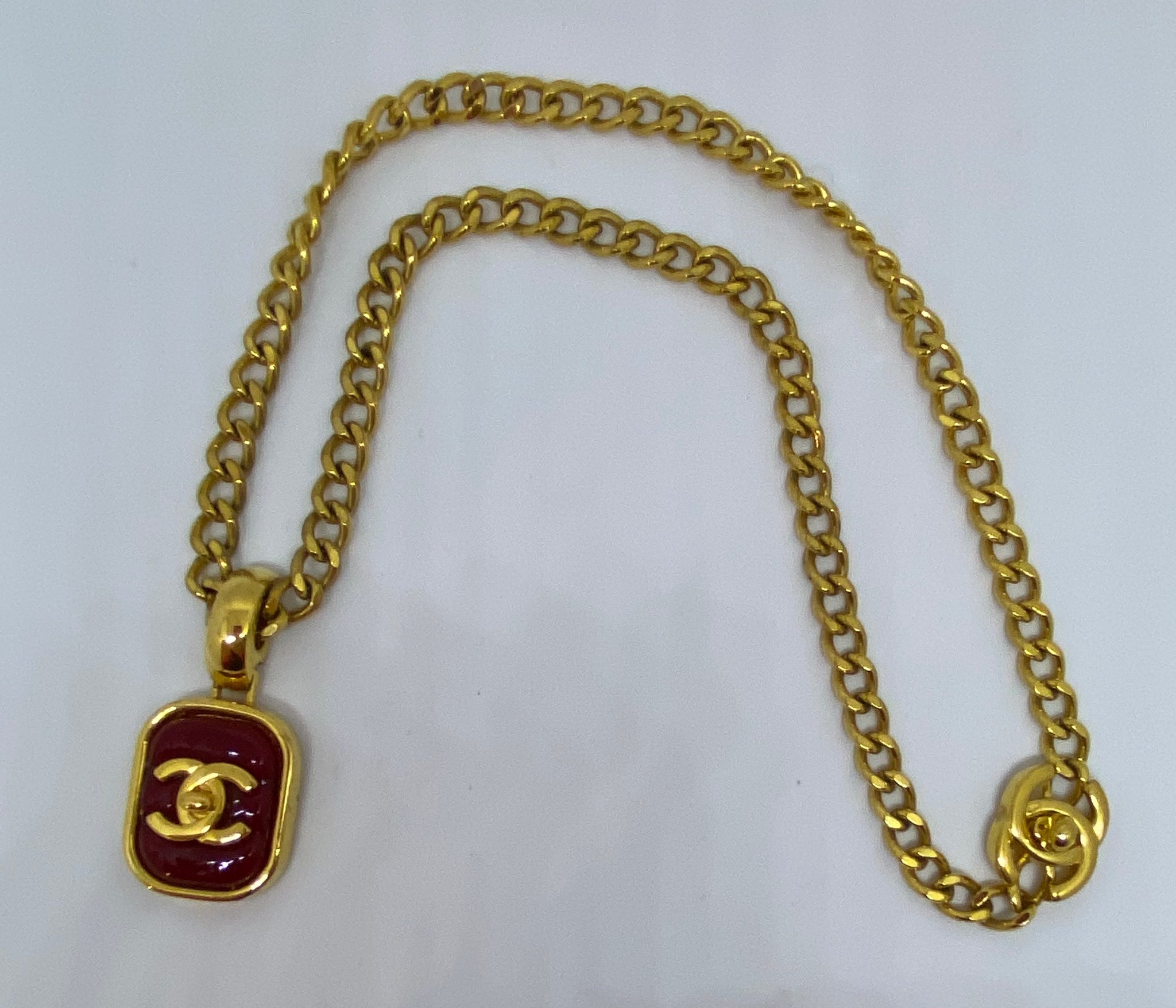 97P 1997 Spring Vintage Chanel gold turnlock CC red Gripoix stone